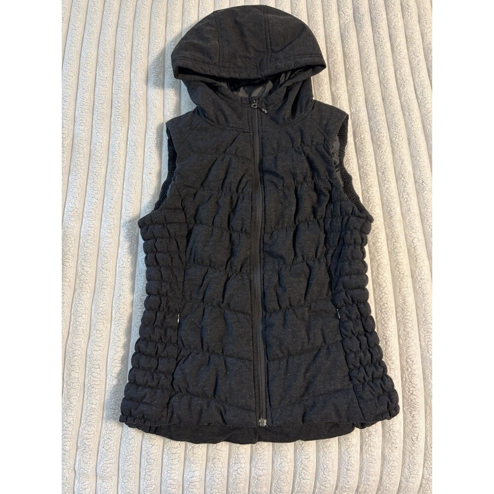 Be by Blanc Noir Puffer Vest Women’s Small Black Gray Down Hooded Quilt Full Zip